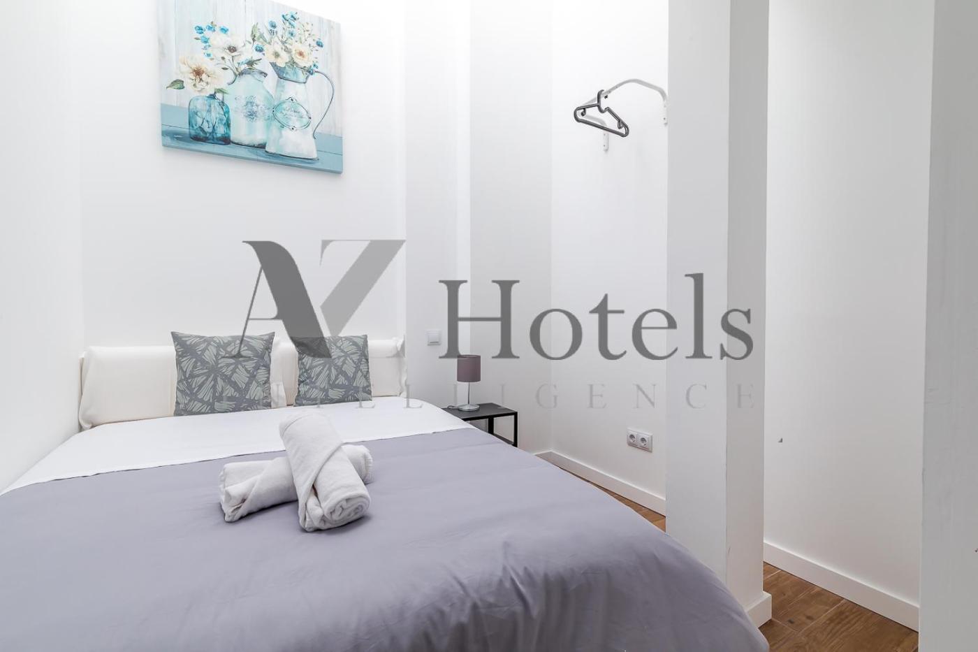 Ayz Luis Cabrera-Auto Check-In Property Мадрид Экстерьер фото
